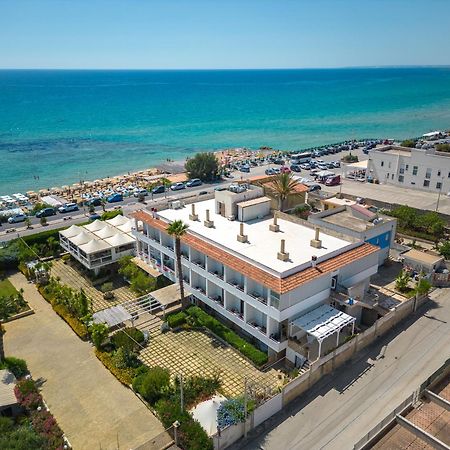 Lido di Noto Hotel Jonio מראה חיצוני תמונה