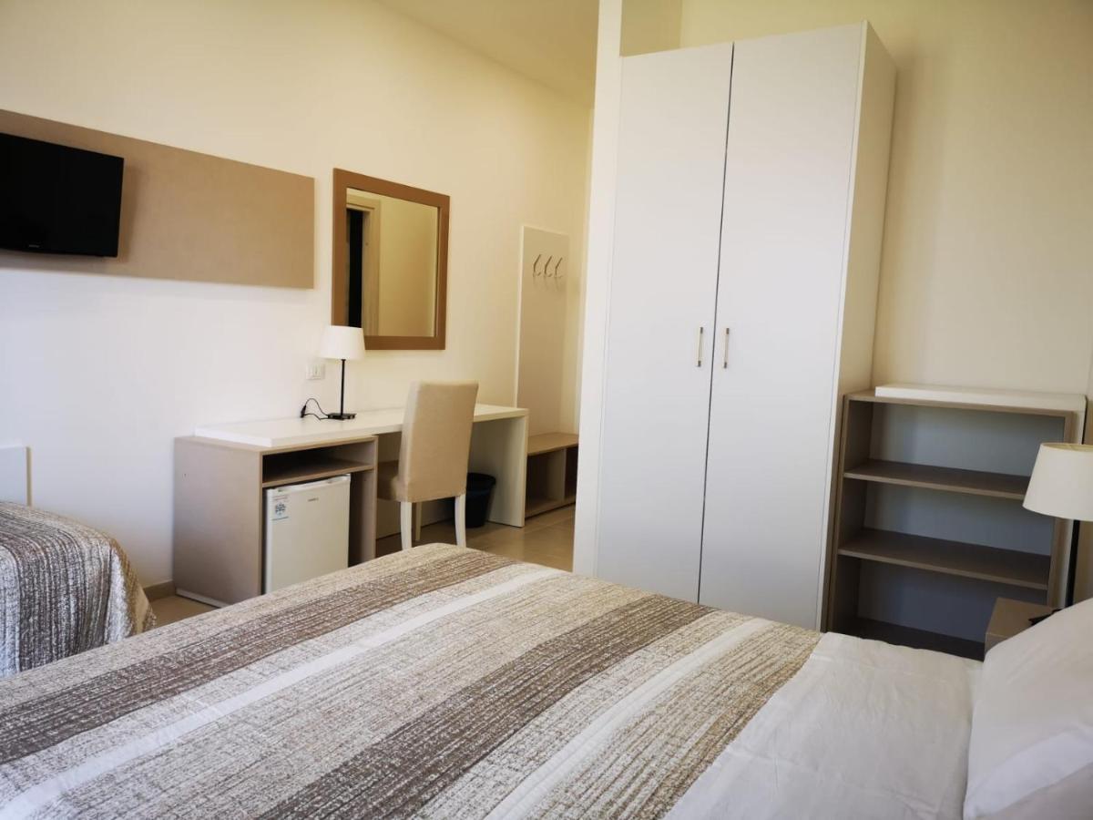 Lido di Noto Hotel Jonio מראה חיצוני תמונה