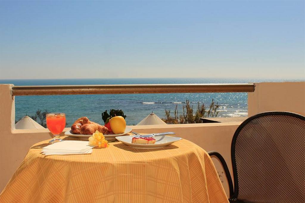 Lido di Noto Hotel Jonio מראה חיצוני תמונה